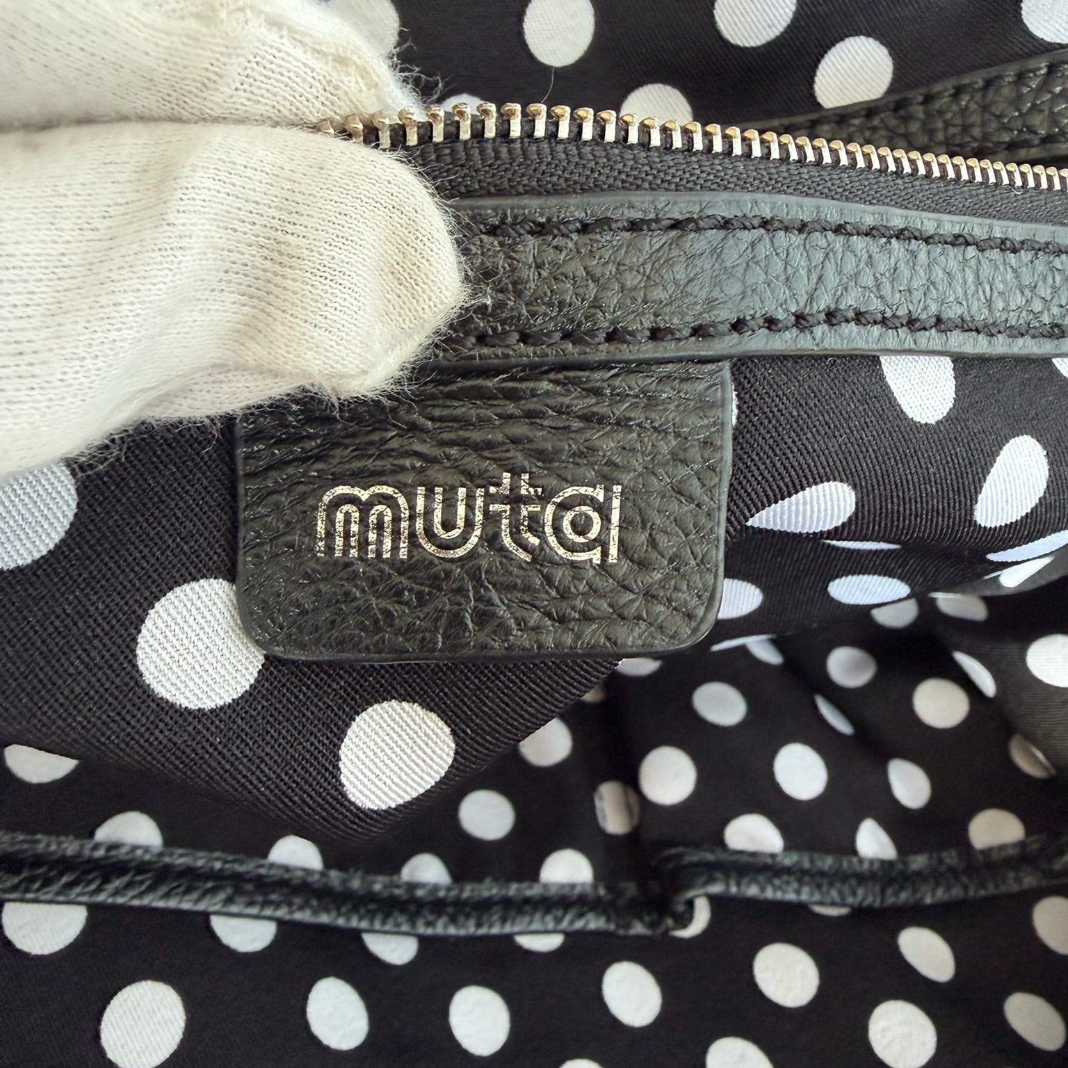 muta navy 8 bag