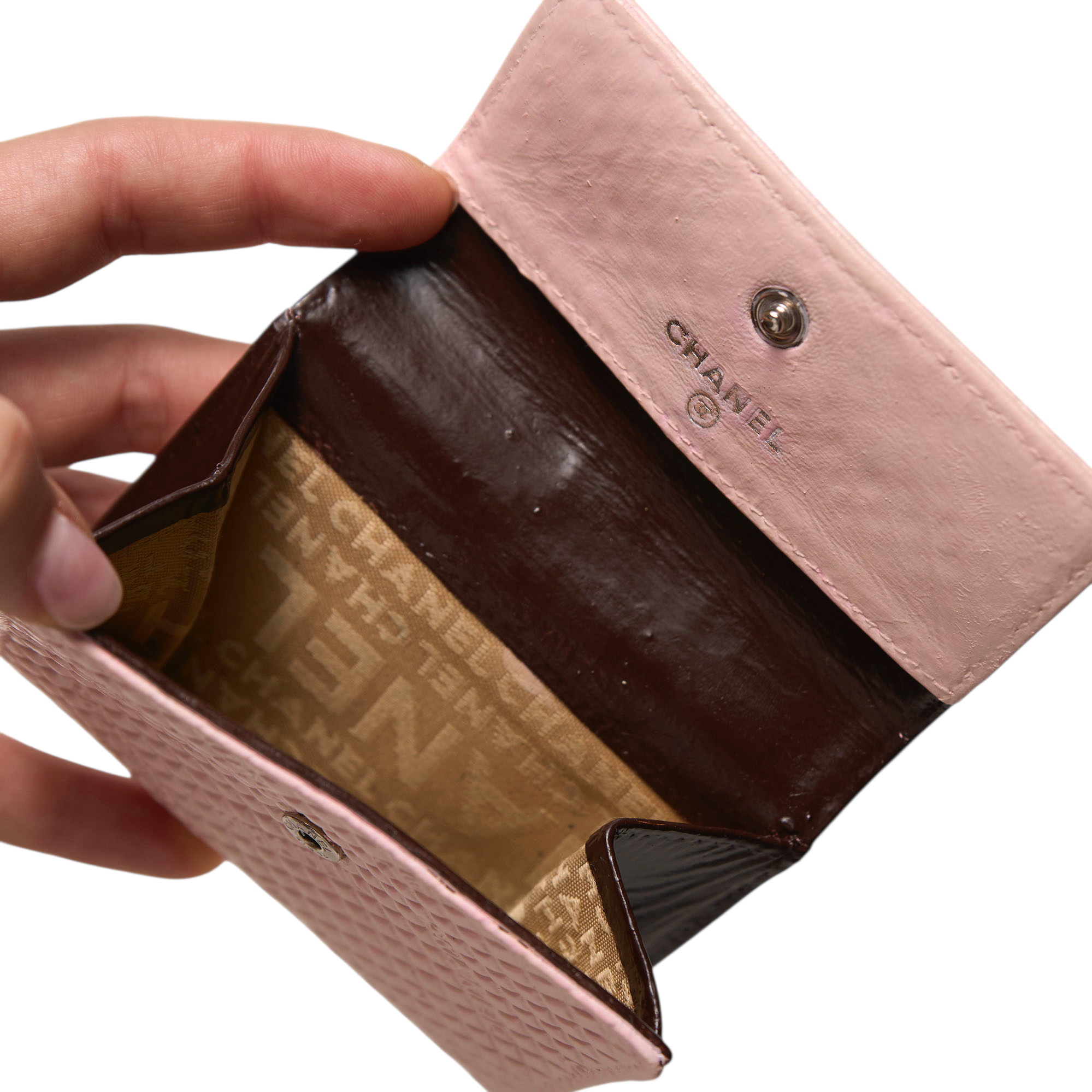 chanel 2000s pink wallet