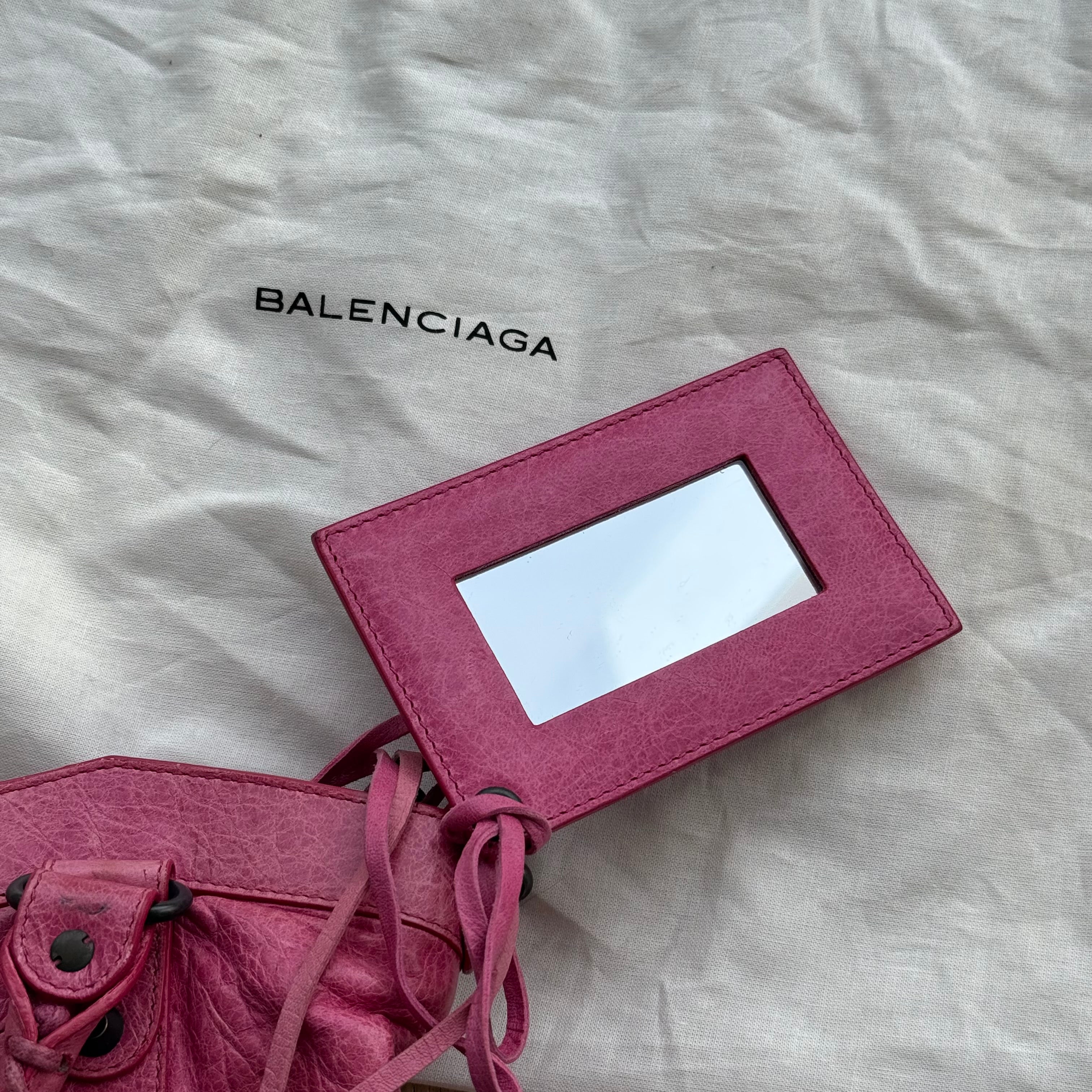 BALENCIAGA Archive The City Bag ピンク Women's Le City Bag Medium in Vintage Pink | Balenciaga US