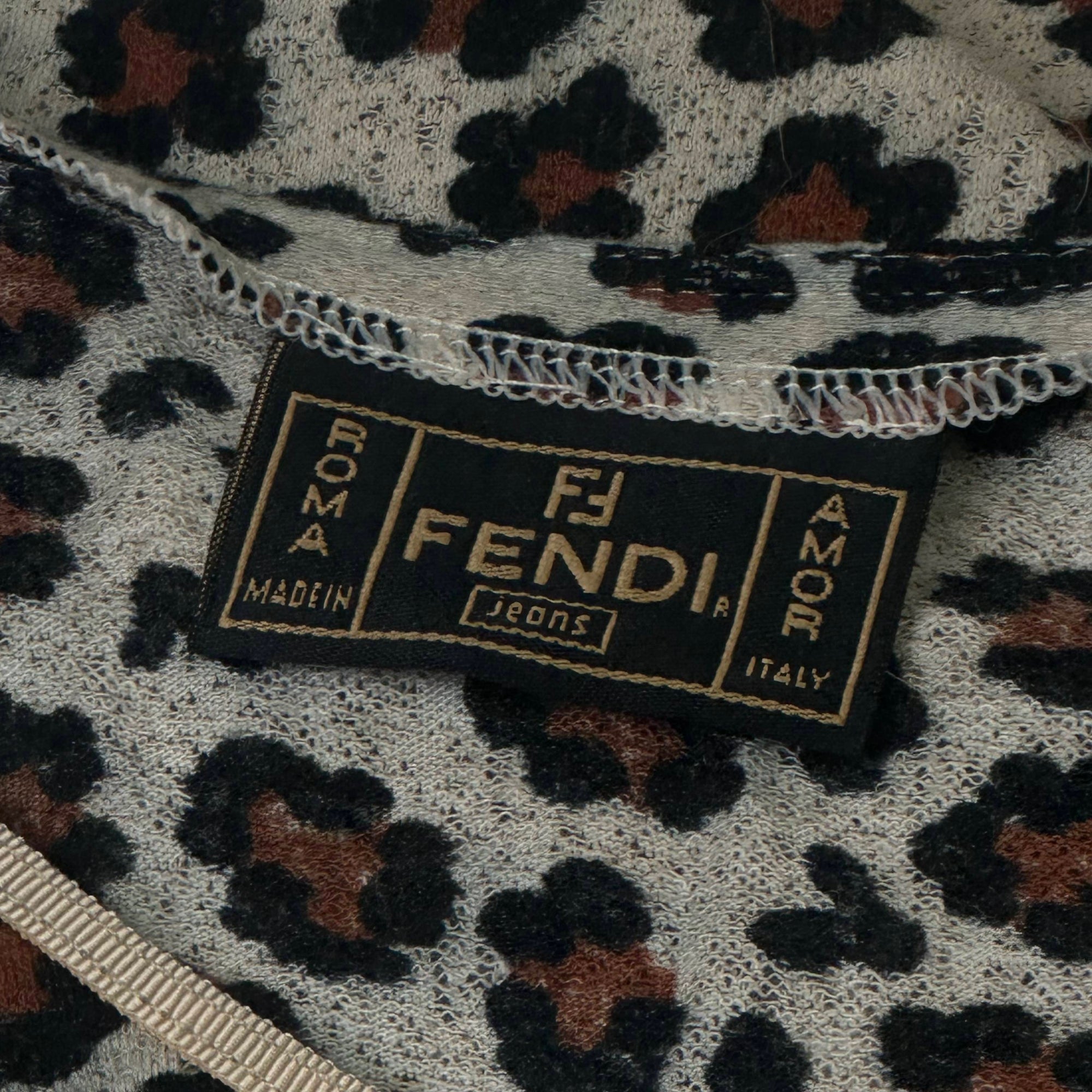 fendi 2000s leopard v-neck top