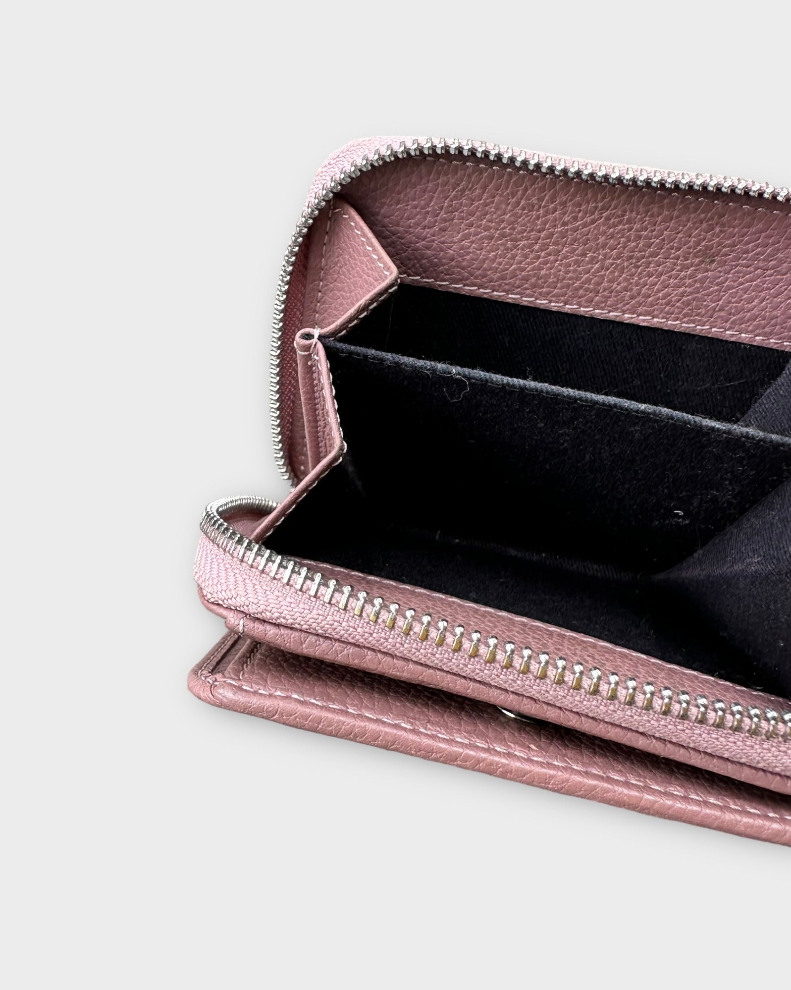 vivienne westwood light pink wallet