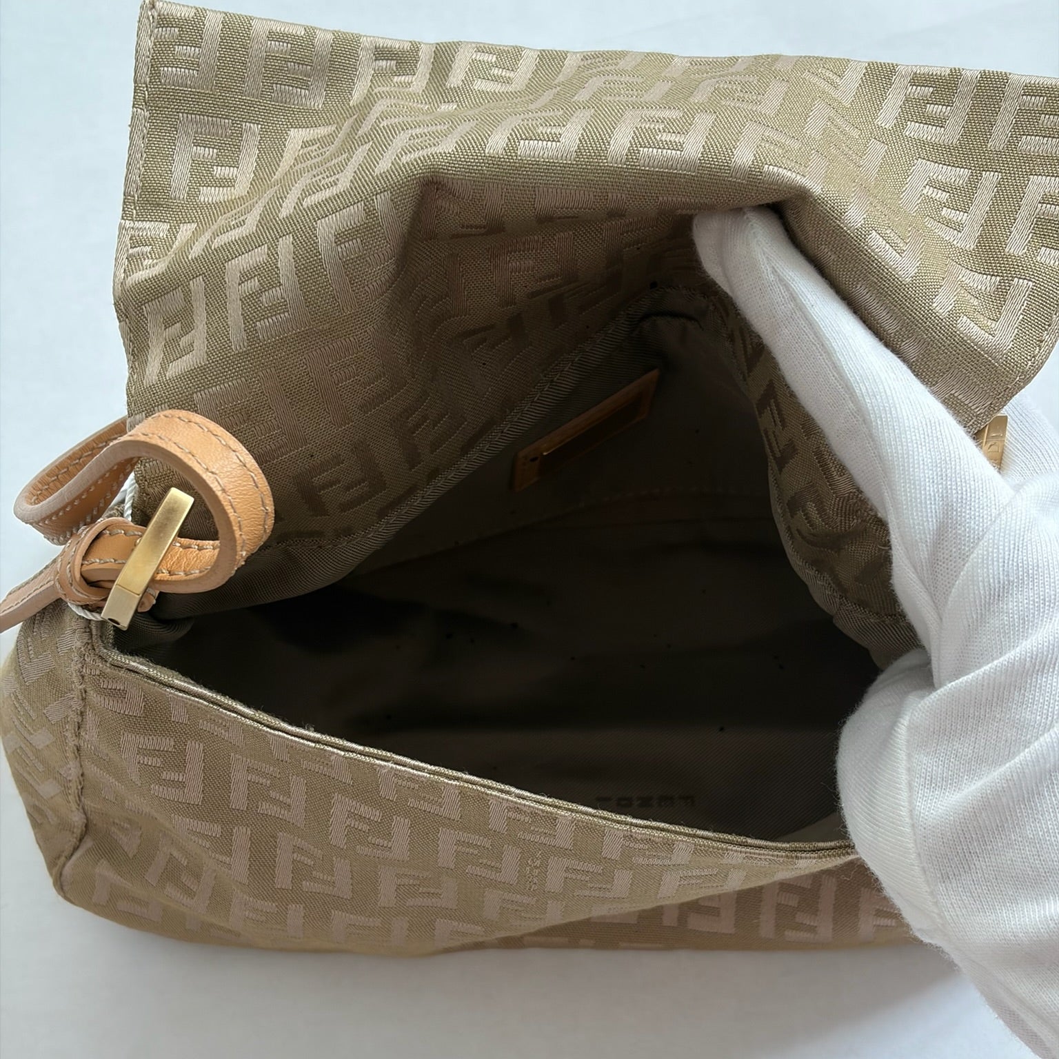 fendi 2000s green baguette bag