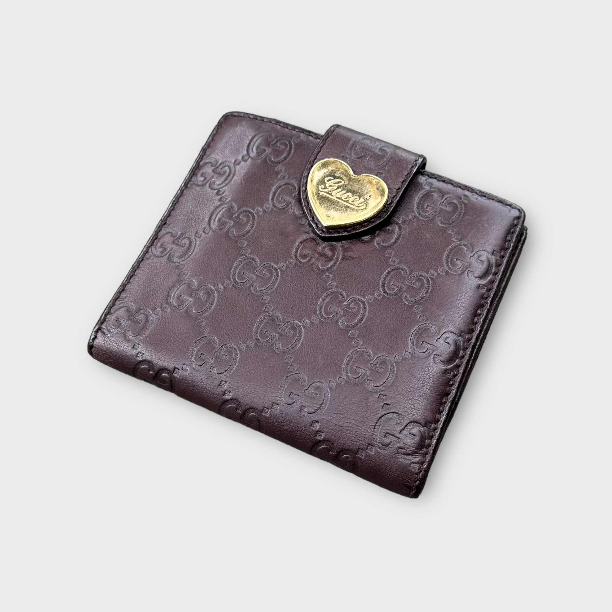 gucci 2000s brown heart wallet