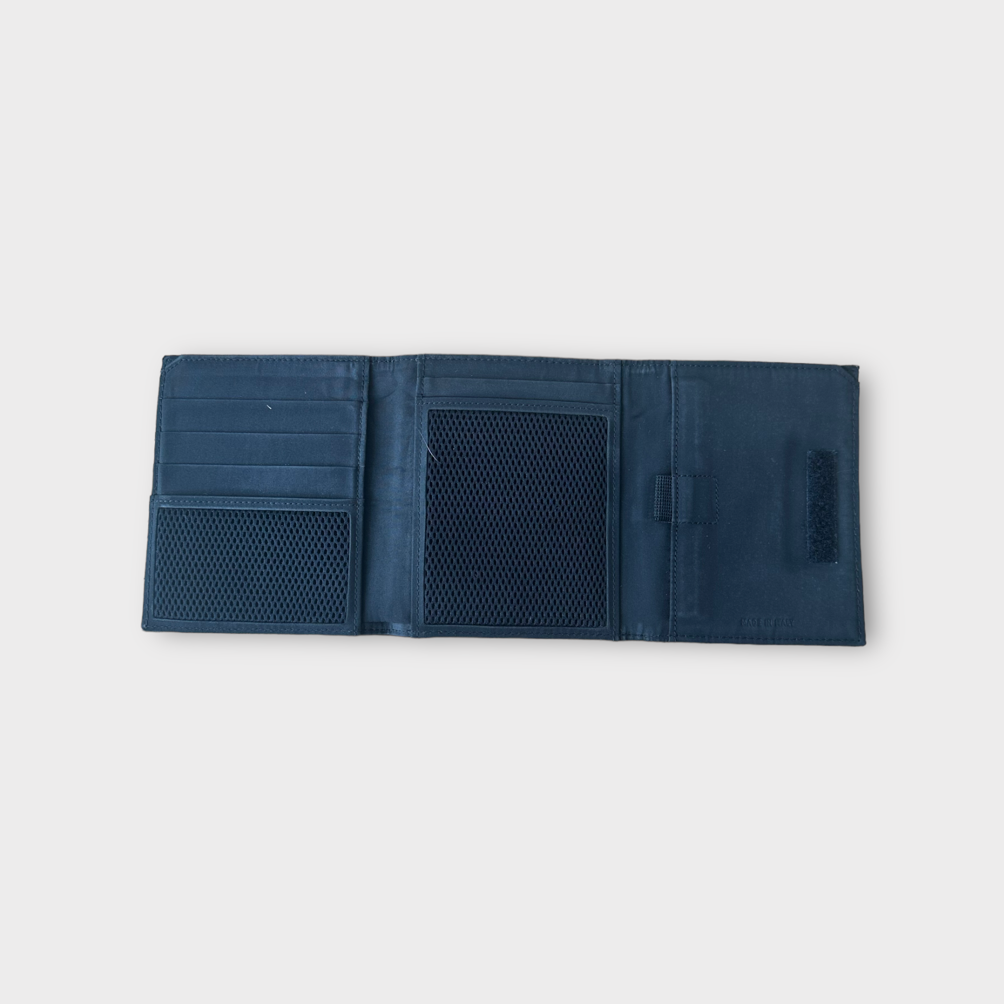 miu miu 2000s black nylon wallet – hachi archive miu miu 2000s black nylon wallet – hachi archive