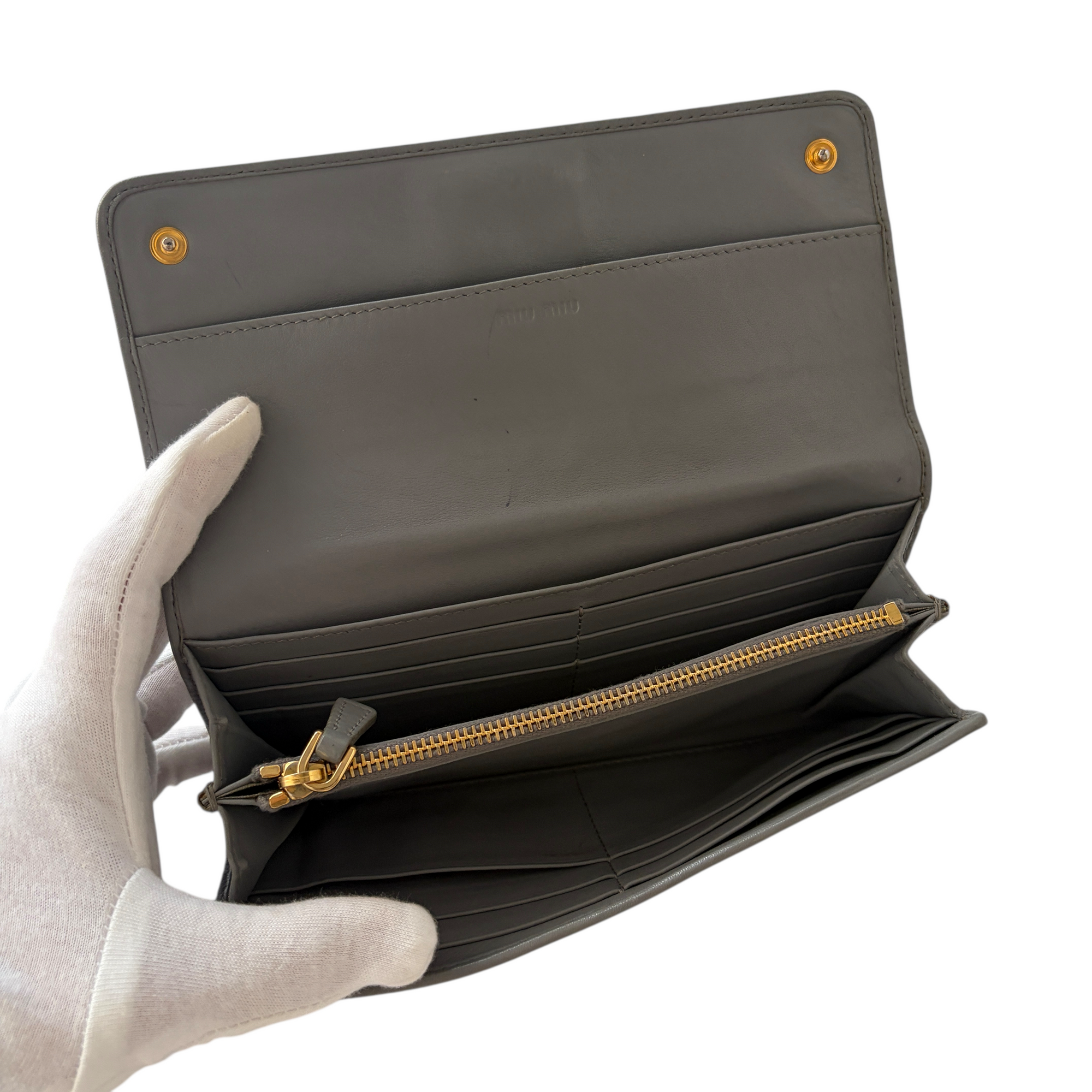 miu miu 2000s gray long wallet