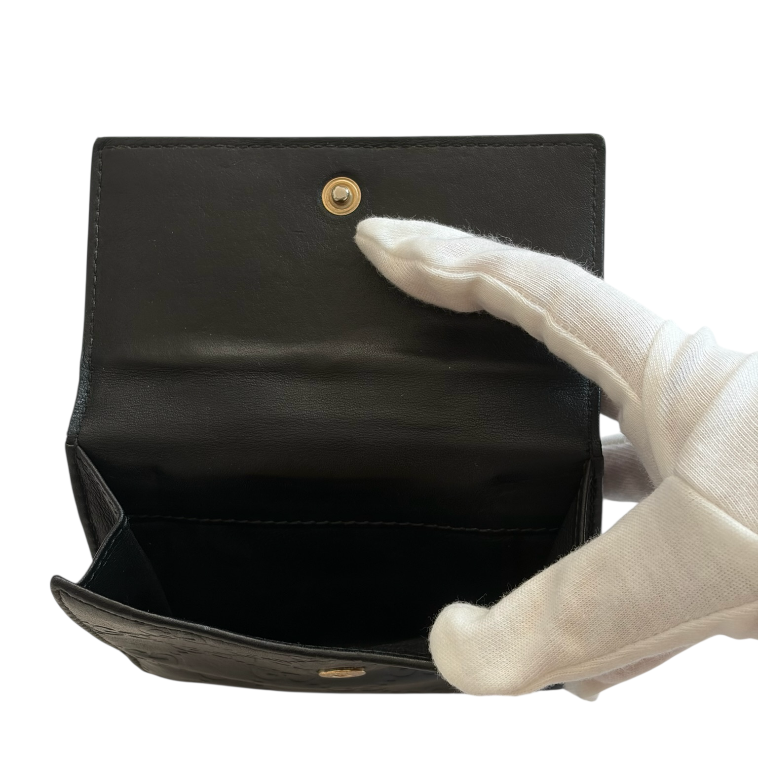 gucci 2000s black heart wallet