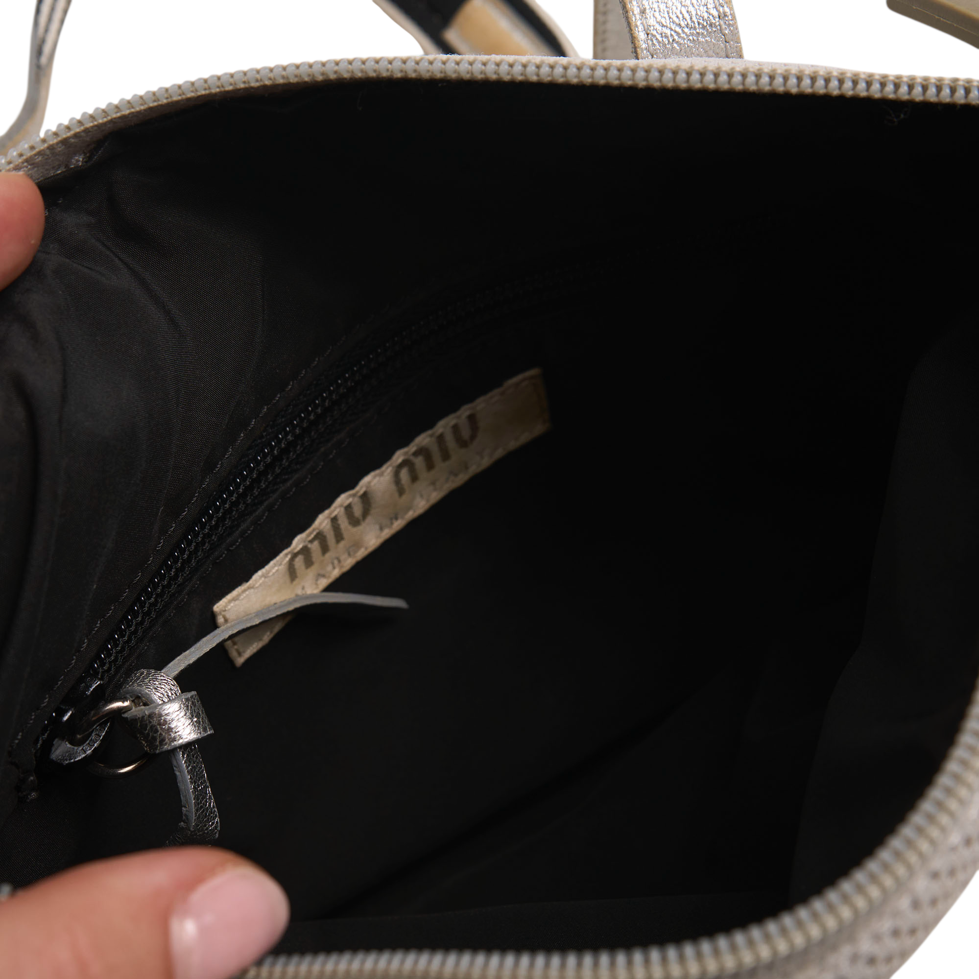 miu miu ss2000 silver bag