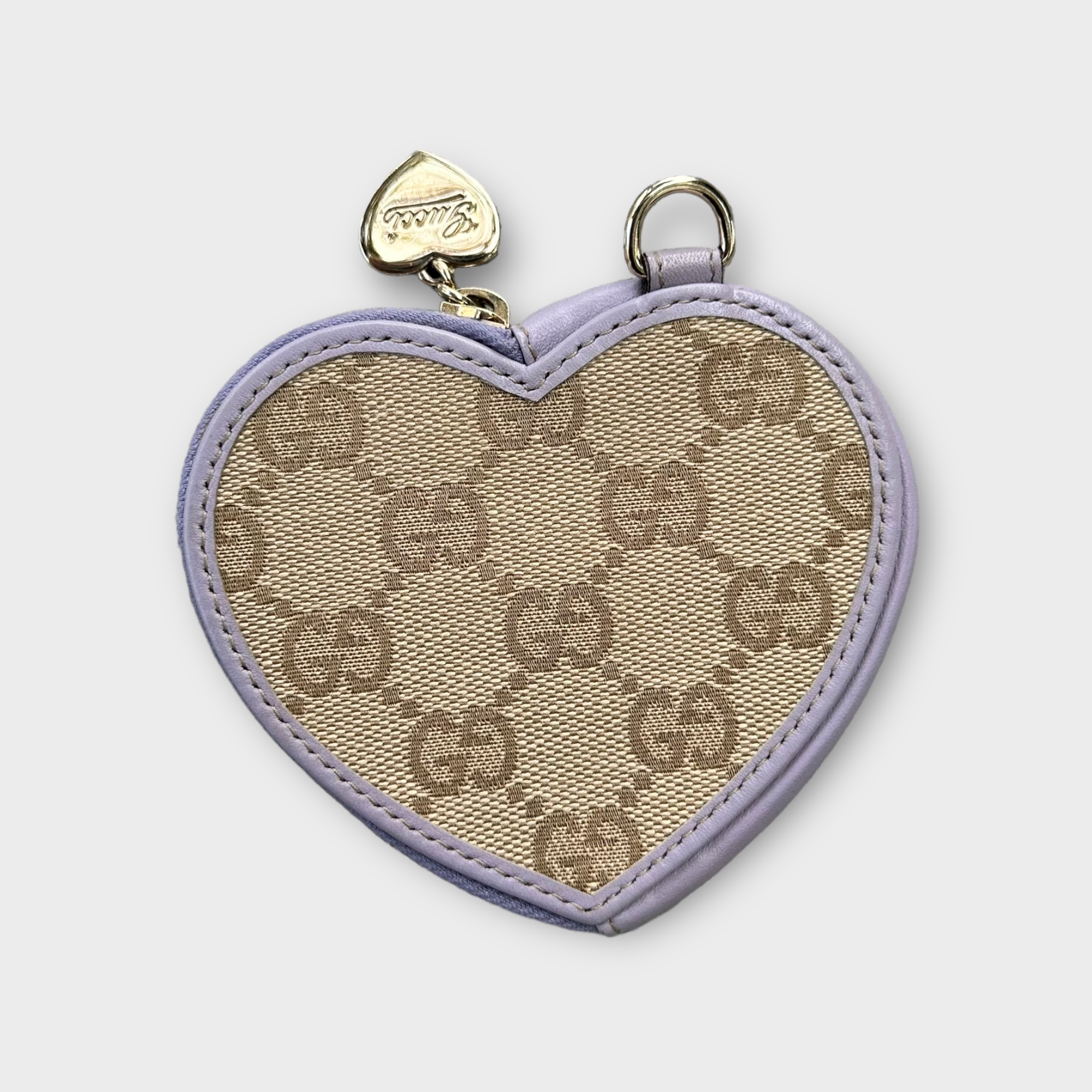 gucci 2000s heart wallet