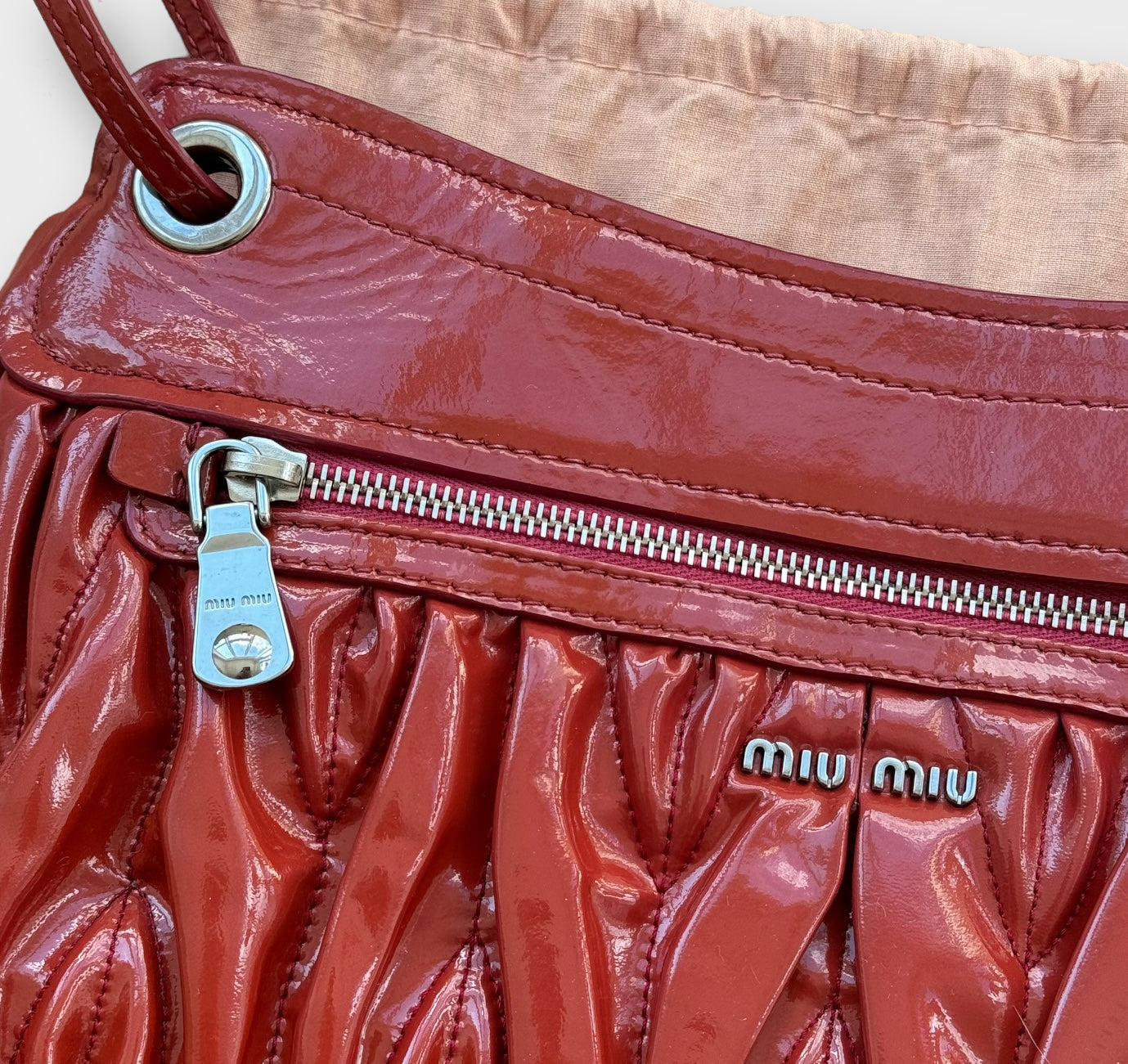 miu miu red matelassé shoulder bag