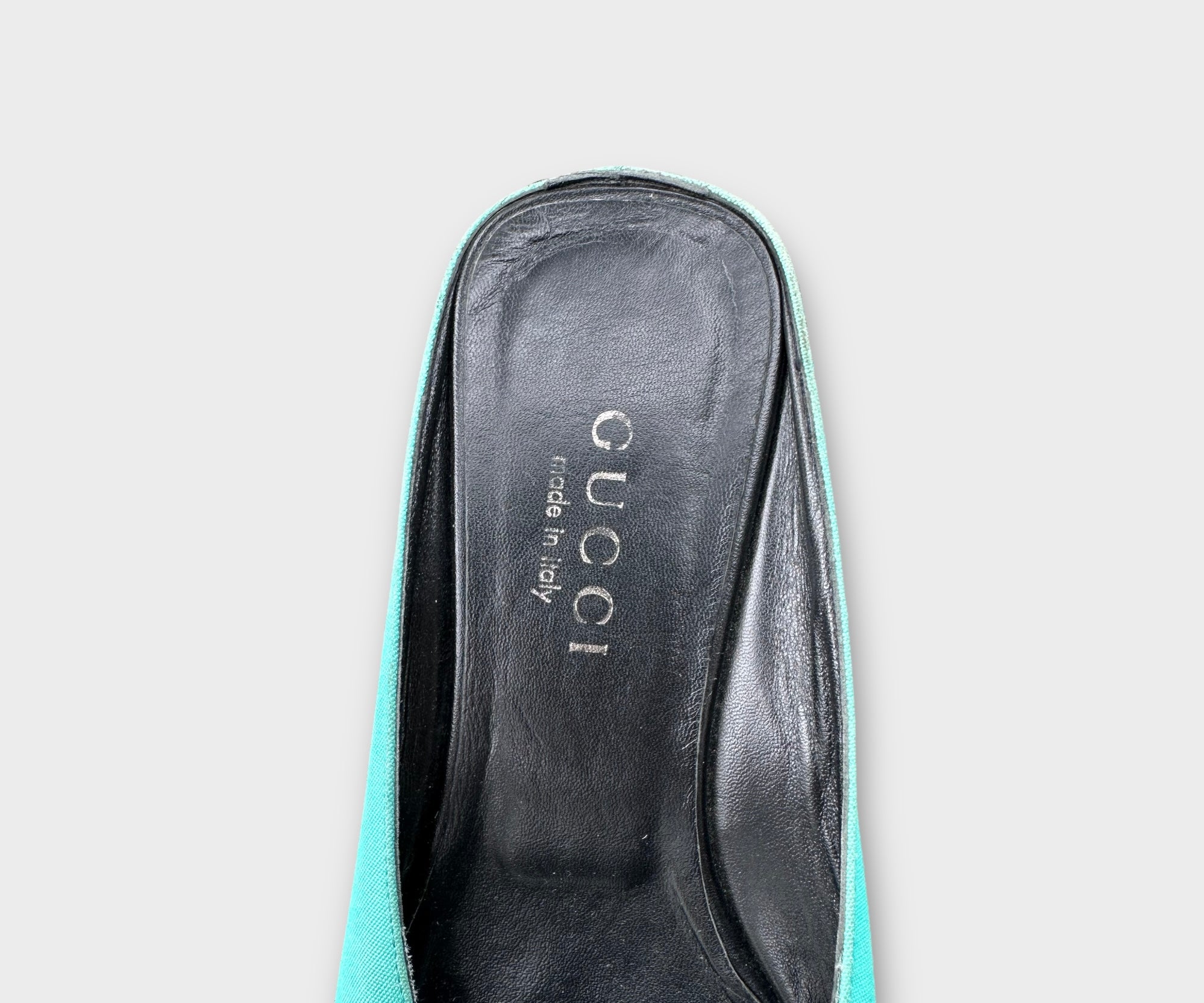 gucci 2000s blue sandals
