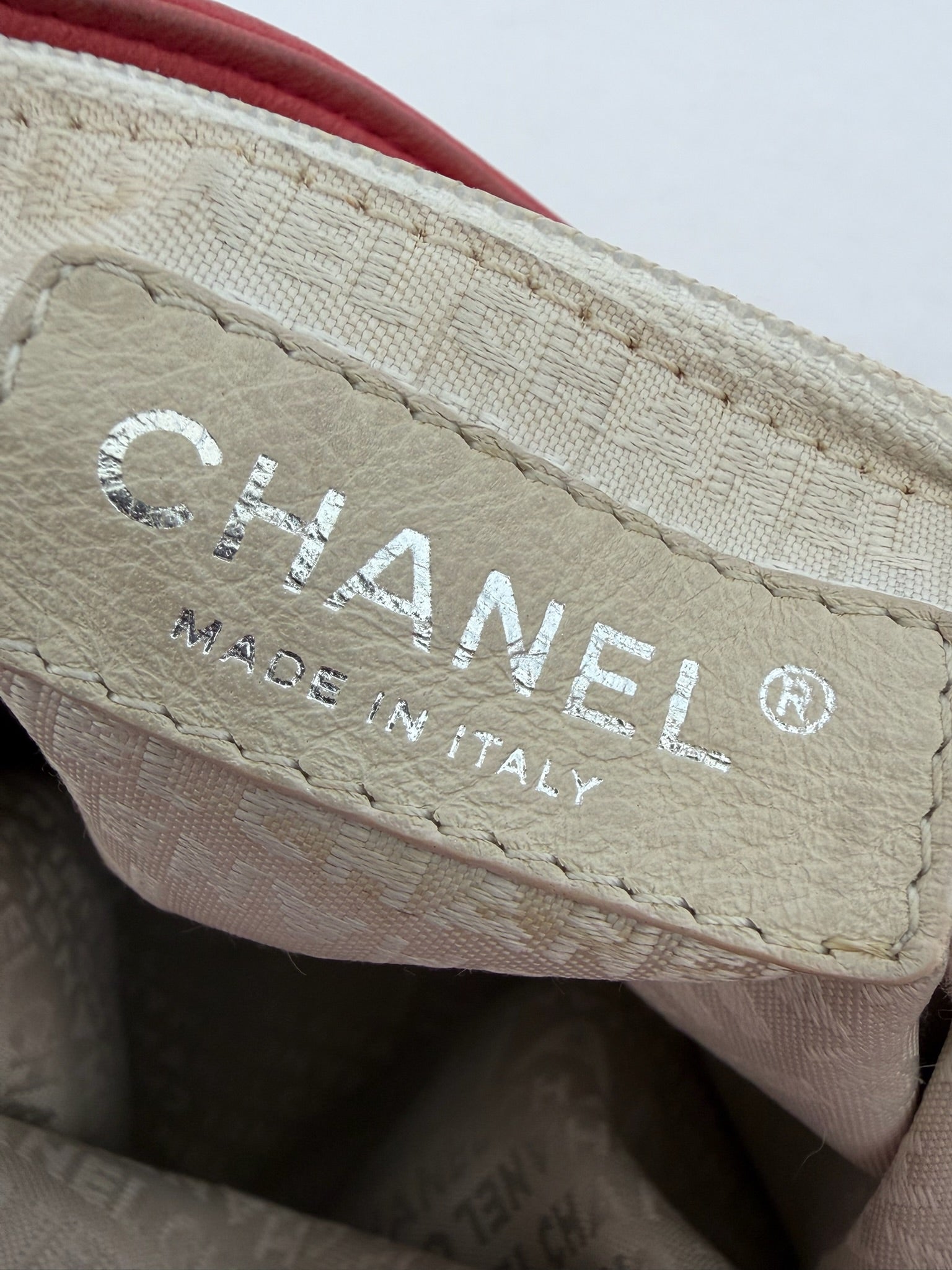 chanel 2000s coral pink shoulder bag