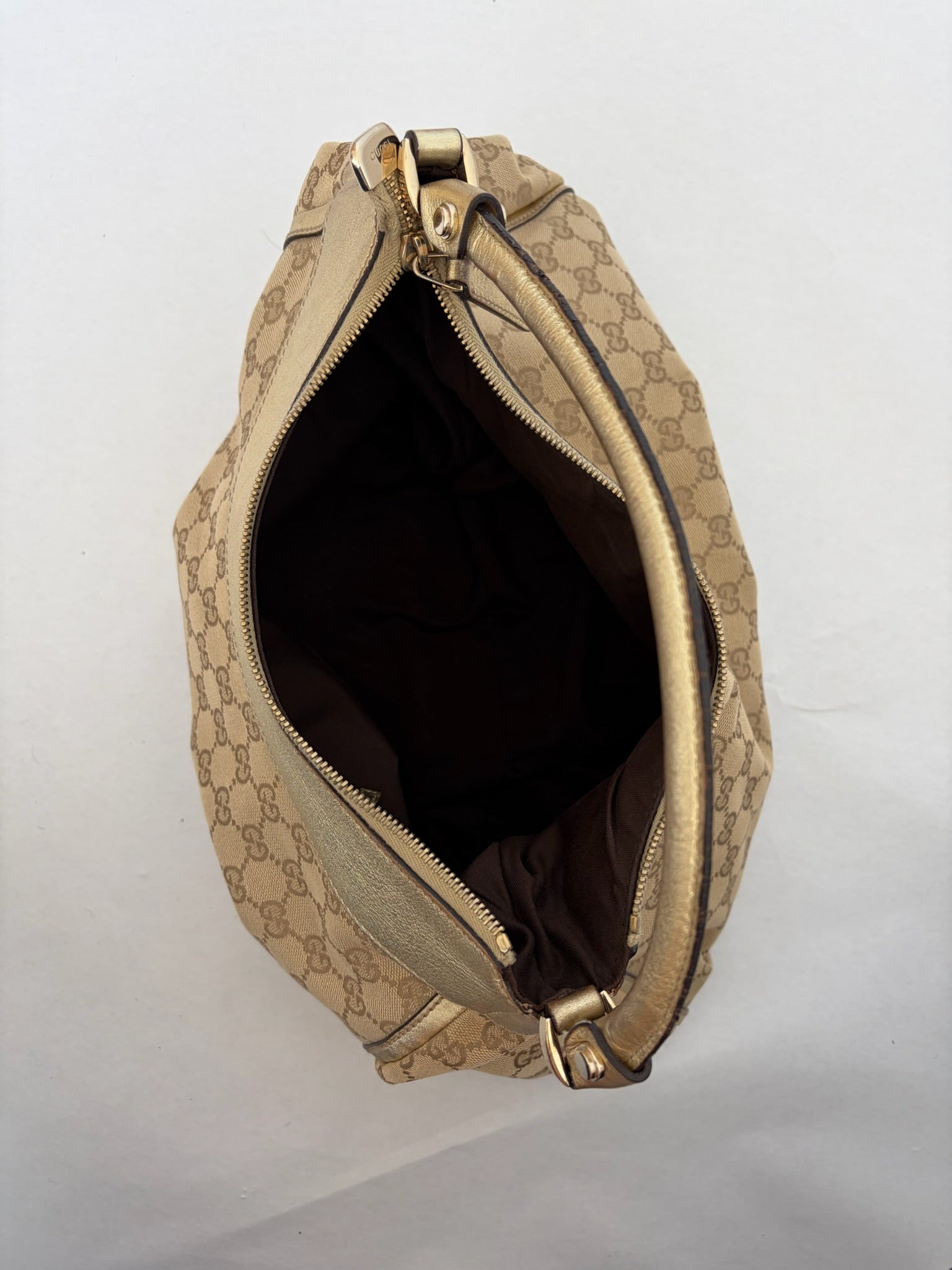 gucci 2000s gold abbey bag
