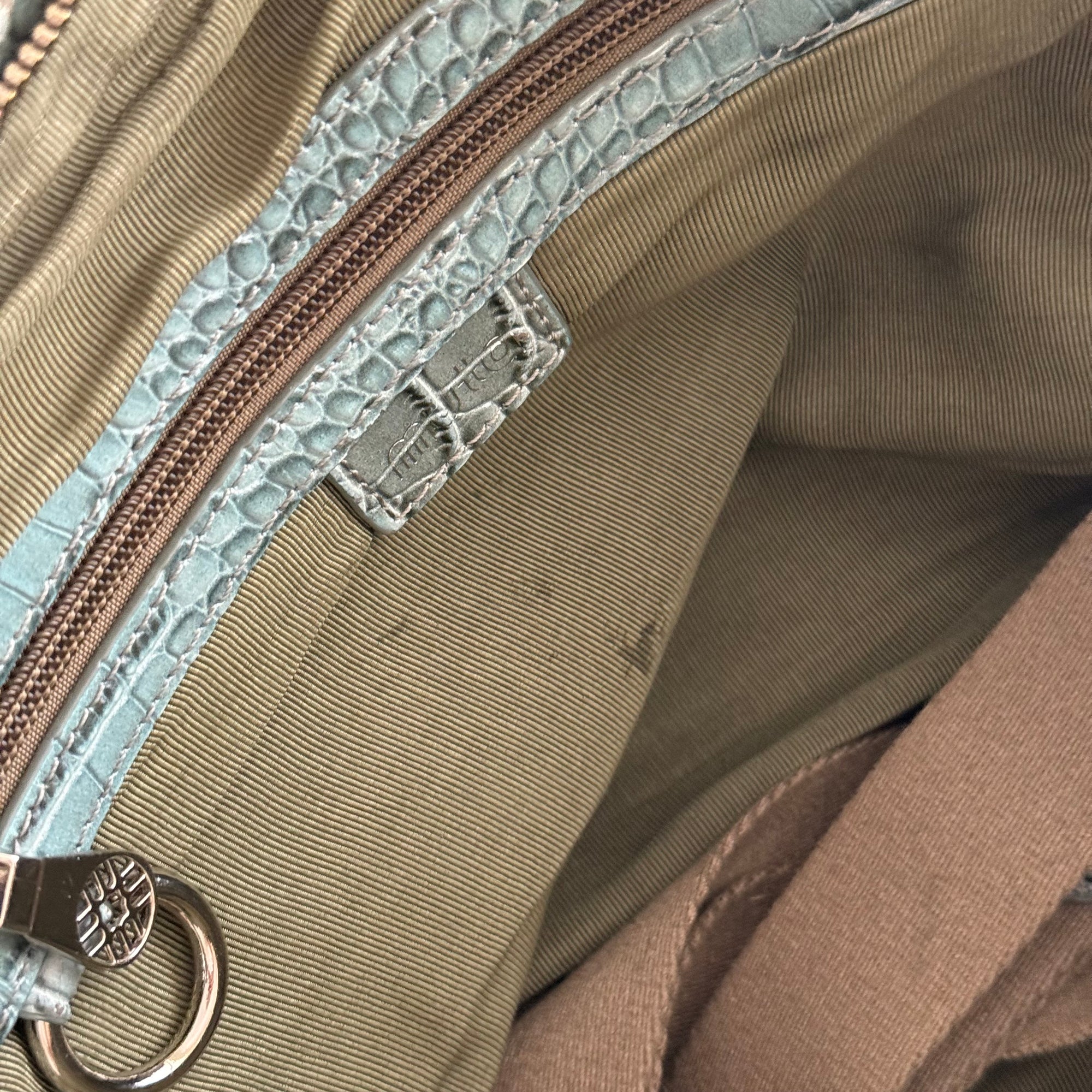 muta camo 8 bag