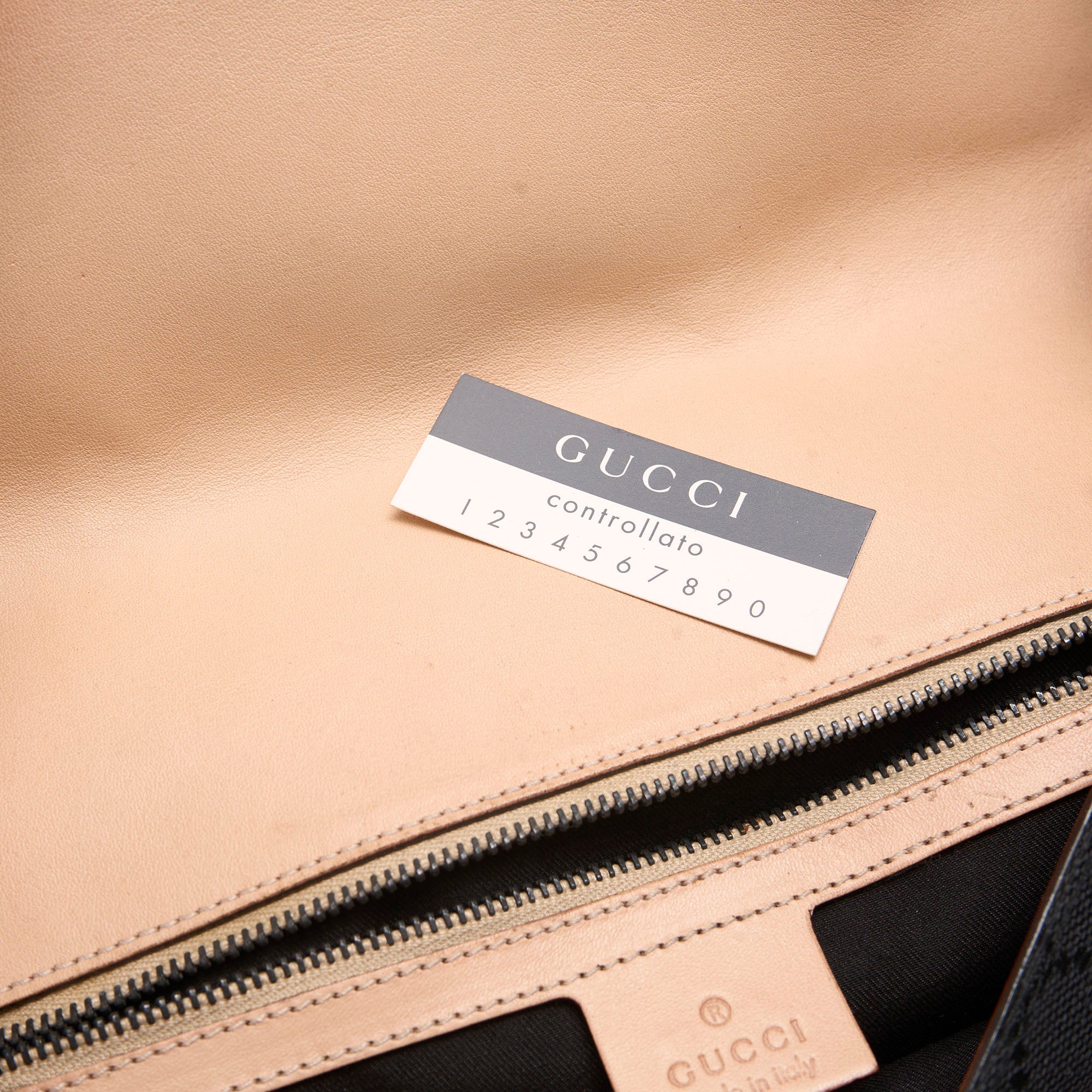 gucci 2000s black horsebit bag