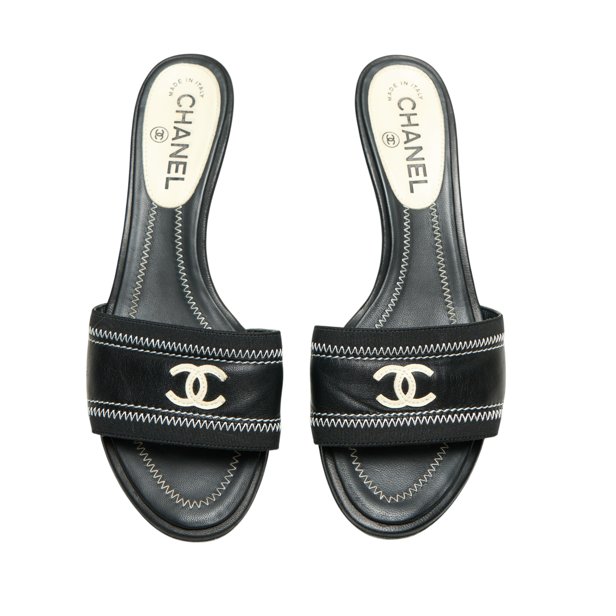 chanel 2000s black kitten heels