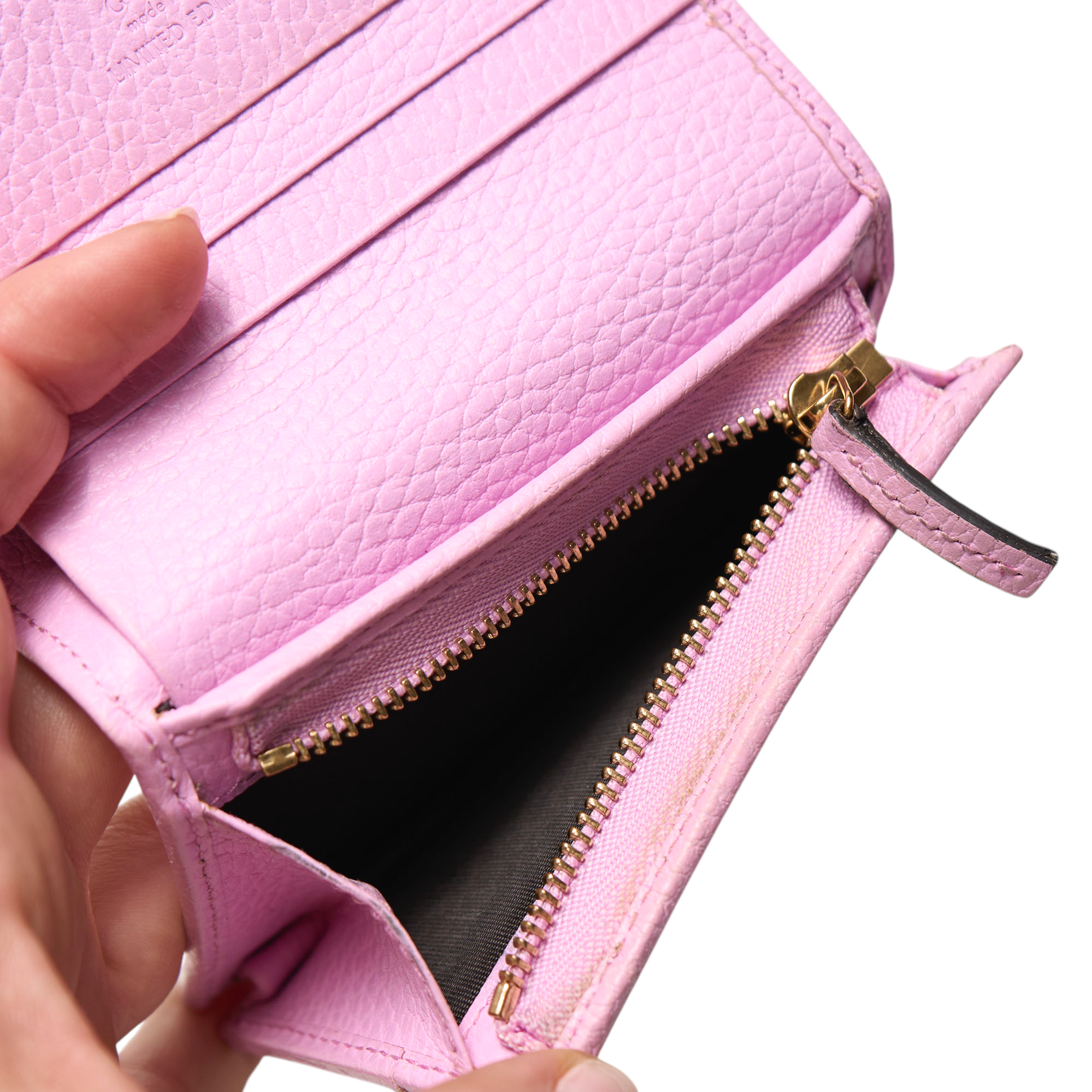 gucci 2000s pink dog wallet