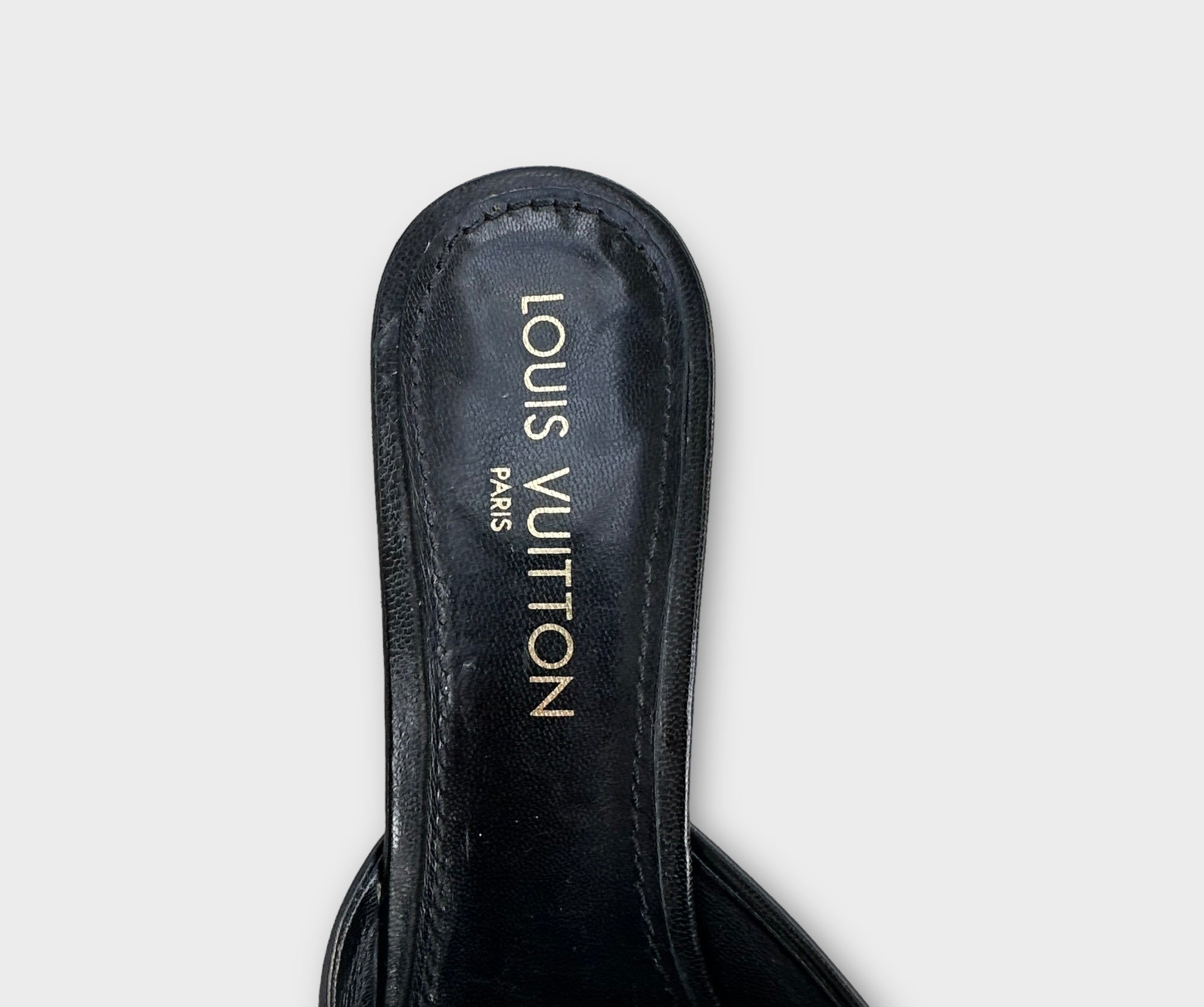 louis vuitton 2000s black kitten heels