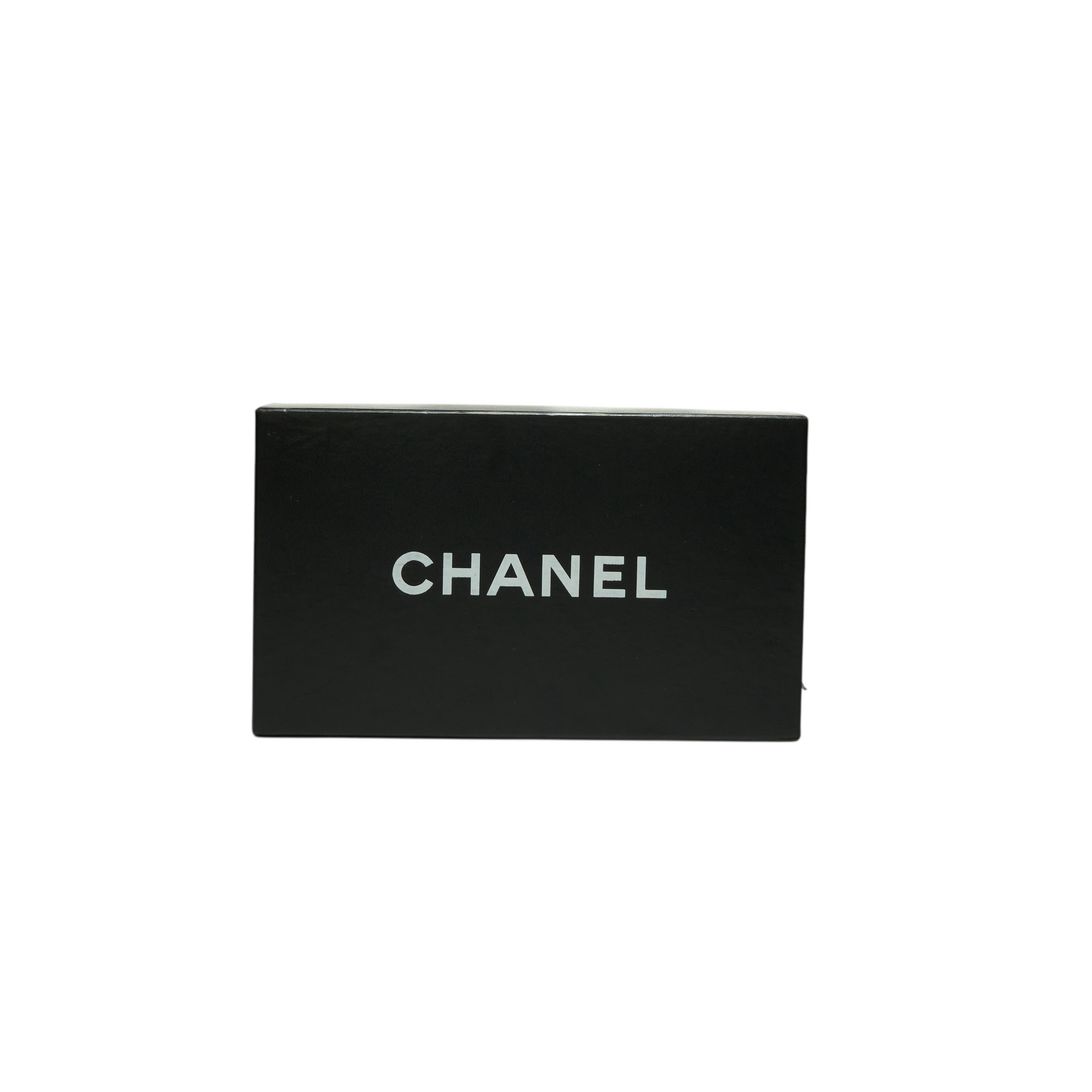 chanel 2006 valentine’s day shoulder bag
